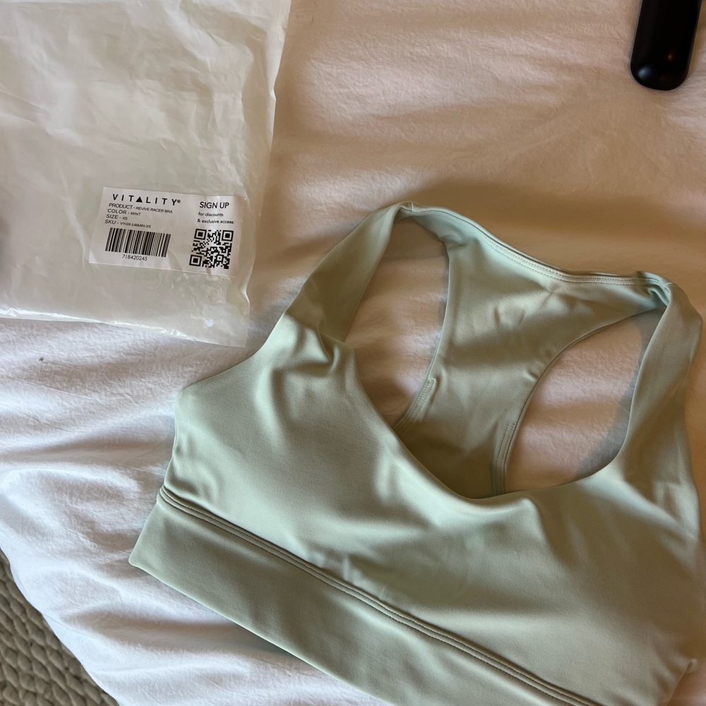 Vitality Revive Racer Bra - Picture 3 of 5